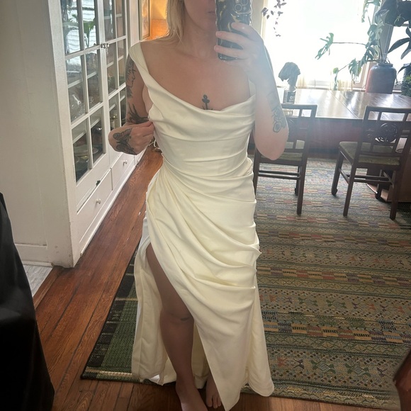 House of CB Delphine Bridal Gown - Picture 4 of 13